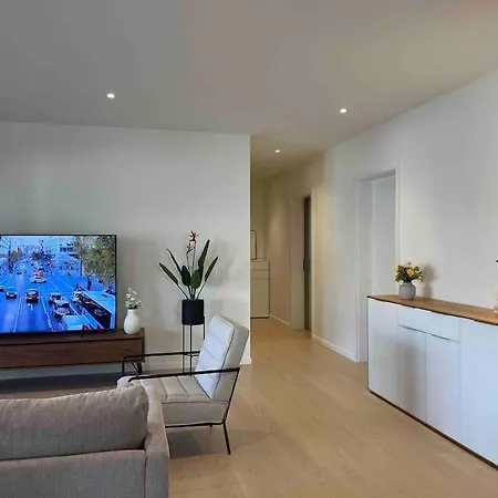 Apartment Luxury Lakeside Geneva Lausanne Rolle