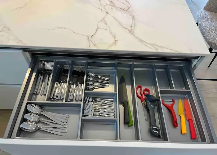 Luxury Lakeside Geneva Lausanne *